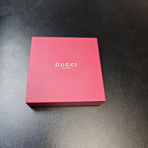Gucci Gold Compact Mirror - Picture 4 of 4